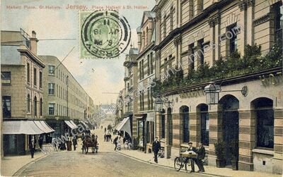 Carte postale ancienne Place Halkett — St Helier — Angleterre