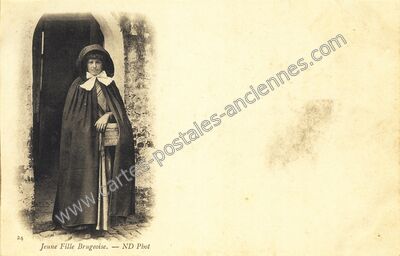 Carte postale ancienne Jeune Fille Brugeoise — Bruges — Belgique