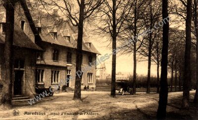 Carte postale ancienne Hôtel d'Emmaüs et l'Abbaye — Maredsous — Belgique