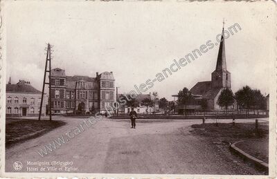 Carte postale ancienne Hôtel de Ville et Eglise — Momignies — Belgique