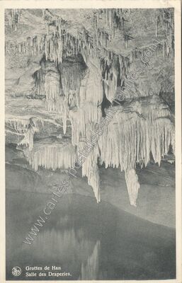 Carte postale ancienne Salle des Draperies — Grotte de Han — Belgique
