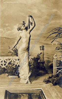 Carte postale ancienne La Danseuse — Pompei — Italie