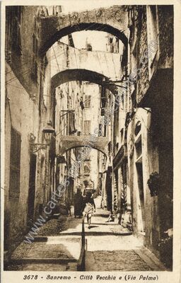 Carte postale ancienne Città Vecchia e (Via Palma) — San Remo — Italie