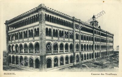 Carte postale ancienne Caserne des Tirailleurs — Bizerte — Tunisie
