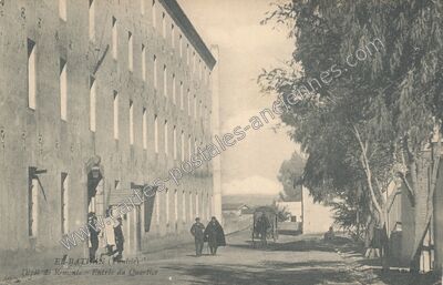 Carte postale ancienne Dépôt de Remonte - Entrée du Quartier — El Bathan — Tunisie