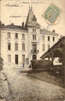 Carte postale ancienne Hôtel de Ville — Poncin (Ain)