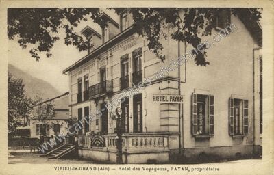 Carte postale ancienne Hôtel des Voyageurs, PAYAN, propriétaire — Virieu-le-Grand (Ain)