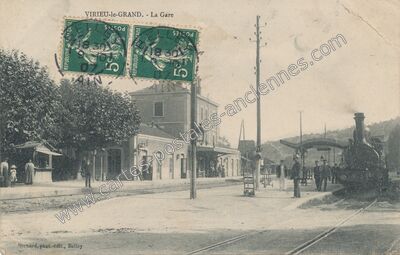 Carte postale ancienne La Gare — Virieu-le-Grand (Ain)