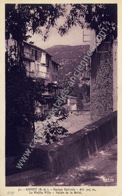 Carte postale ancienne Station Estivale - La Vieille Ville - Vallée de la Beité — Annot (Alpes-de-Haute-Provence)
