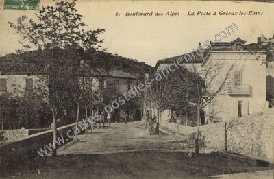 Carte postale ancienne Boulevard des Alpes - La Poste — Gréoux-les-Bains (Alpes-de-Haute-Provence)