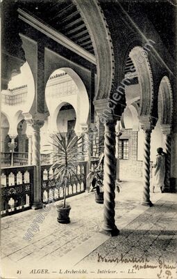 Carte postale ancienne L'Archevêché. - Intérieur — Alger — Algérie