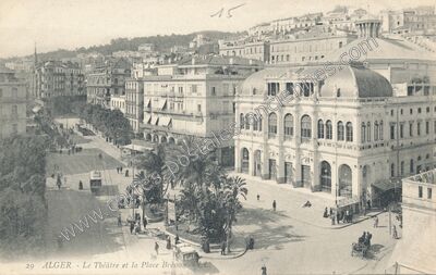 Carte postale ancienne Le Théâtre et la Place Bresson — Alger — Algérie
