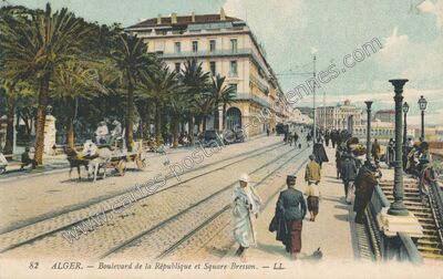 Carte postale ancienne Boulevard de la République et Square Bresson — Alger — Algérie