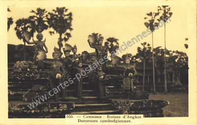 Carte postale ancienne Ruines d'Angkor. Danseuses cambodgiennes — Angkor — Cambodge