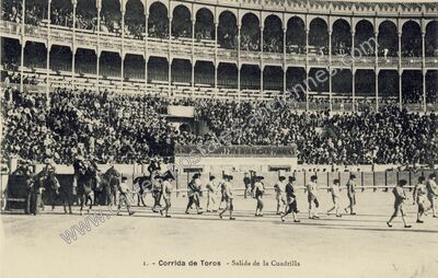 Carte postale ancienne Salida de la Cuadrilla — Corrida — Espagne