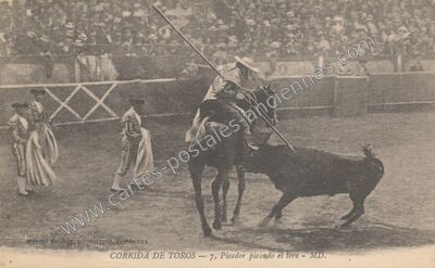 Carte postale ancienne 7, Picador picando el toro — Corrida — Espagne