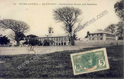 Carte postale ancienne Government House and Barracks — Bathurst — Gambie