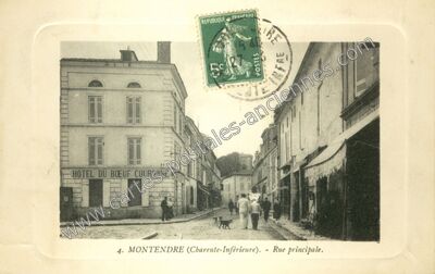 Carte postale ancienne Rue principale — Montendre (Charente-Maritime)
