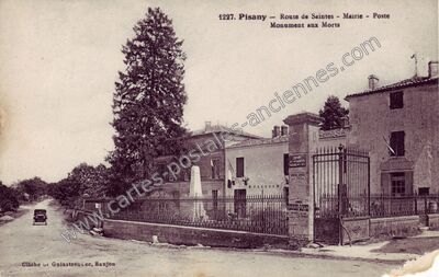 Carte postale ancienne Route de Saintes - Mairie - Poste - Monument aux Morts — Pisany (Charente-Maritime)