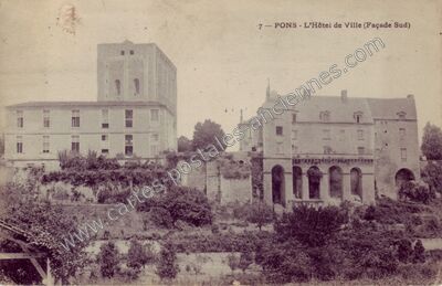Carte postale ancienne L'Hôtel de Ville (Façade Sud) — Pons (Charente-Maritime)