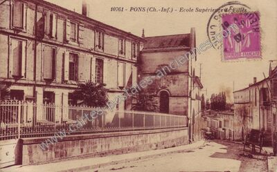 Carte postale ancienne Ecole Supérieure de Filles — Pons (Charente-Maritime)