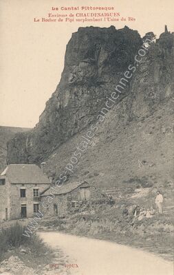 Carte postale ancienne Usine du Bes — Anterrieux (Cantal)