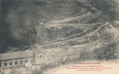 Carte postale ancienne Usine du Bes — Anterrieux (Cantal)