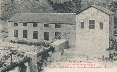 Carte postale ancienne Usine du Bes — Anterrieux (Cantal)