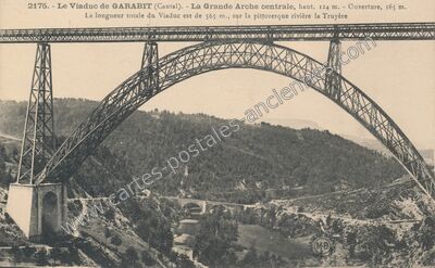 Carte postale ancienne Viaduc de Garabit — Ruynes-en-Margeride (Cantal)