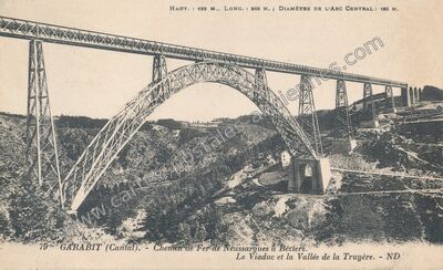 Carte postale ancienne Viaduc de Garabit — Ruynes-en-Margeride (Cantal)