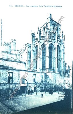 Carte postale ancienne Vue extérieure de la Cathédrale St-Nazaire — Béziers (Hérault)