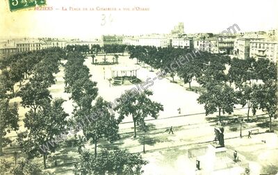 Carte postale ancienne La Place de la Citadelle à vol d'oiseau — Béziers (Hérault)