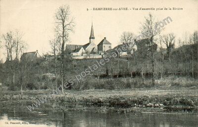 Carte postale ancienne Vue d'ensemble prise de la Rivière — Dampierre-sur-Avre (Eure-et-Loir)