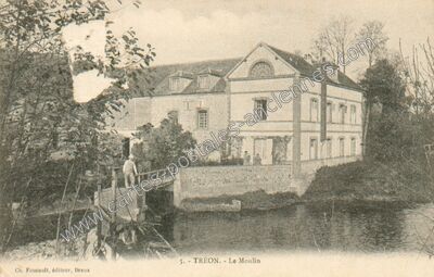 Carte postale ancienne Le Moulin — Tréon (Eure-et-Loir)