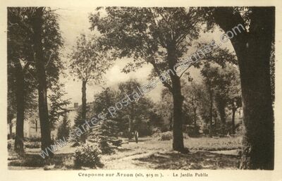 Carte postale ancienne Le Jardin Public — Craponne-sur-Arzon (Haute-Loire)