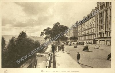 Carte postale ancienne Le Boulevard des Pyrénées — Pau (Pyrénées-Atlantiques)
