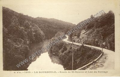 Carte postale ancienne Route de St-Sauves et Lac du Barrage — La Bourboule (Puy-de-Dôme)