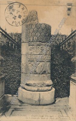 Carte postale ancienne Établissement Thermal. L'Intérieur. La Colonne du Bain de Pieds des Hommes — Mont-Dore (Puy-de-Dôme)