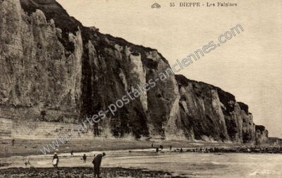 Carte postale ancienne Les Falaises — Dieppe (Seine-Maritime)