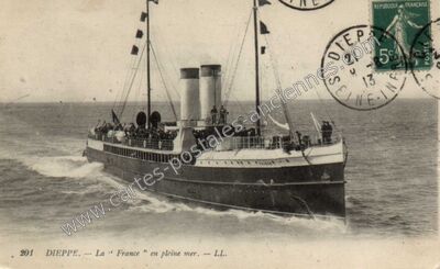 Carte postale ancienne La "France" en pleine mer — Dieppe (Seine-Maritime)