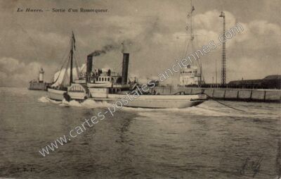 Carte postale ancienne Sortie d'un Remorqueur — Le Havre (Seine-Maritime)