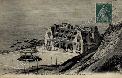 Carte postale ancienne L'Hôtellerie - The Hostelry — Sainte-Adresse (Seine-Maritime)