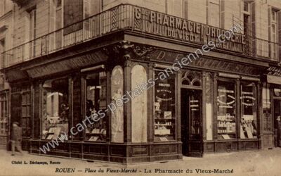 Carte postale ancienne La Pharmacie du Vieux-Marché — Rouen (Seine-Maritime)