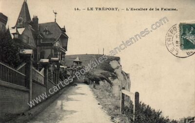 Carte postale ancienne L'Escalier de la Falaise — Le Tréport (Seine-Maritime)