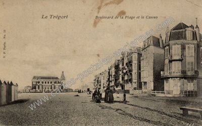 Carte postale ancienne Boulevard de la Plage et le Casino — Le Tréport (Seine-Maritime)