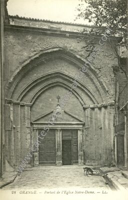 Carte postale ancienne Portail de l'Eglise Notre-Dame — Orange (Vaucluse)