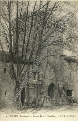 Carte postale ancienne Pernes — Pernes-les-Fontaines (Vaucluse)