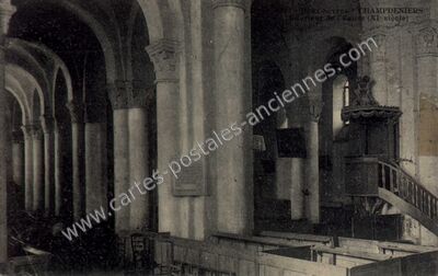 Carte postale ancienne Intérieur de l'Eglise (XIe siècle) — Champdeniers (Deux-Sèvres)