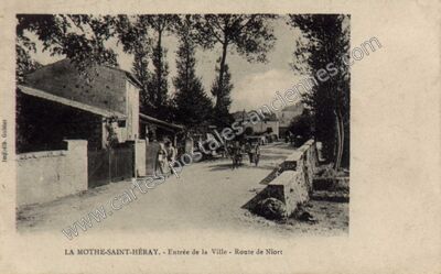 Carte postale ancienne Entrée de la Ville - Route de Niort — La Mothe-Saint-Héray (Deux-Sèvres)