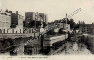 Carte postale ancienne Vue sur la Sèvre, prise du Vieux-Pont — Niort (Deux-Sèvres)